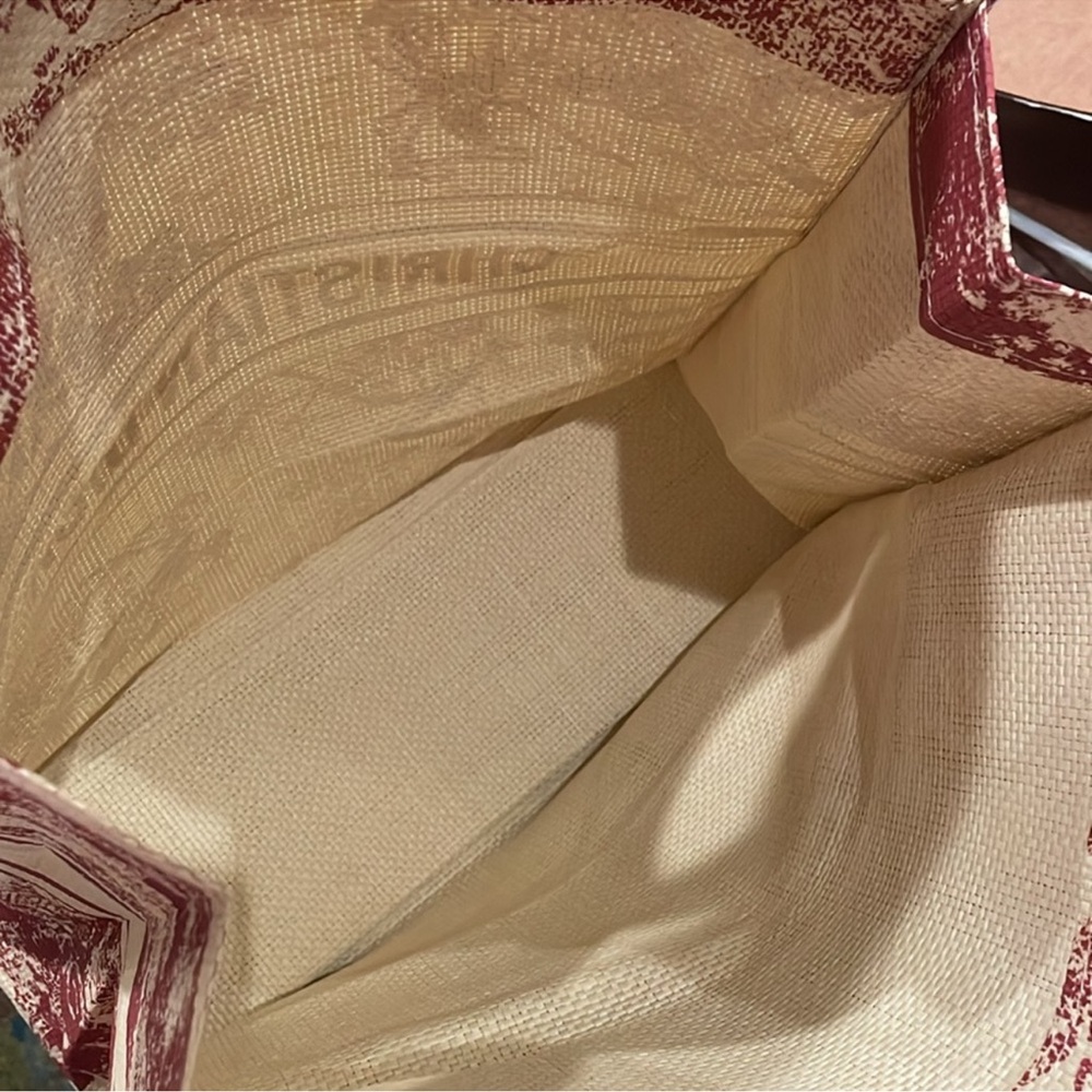 NEW DIOR TOTE - Picture 3 of 5
